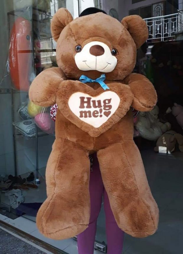 Gấu Teddy Hug me 1m nâu